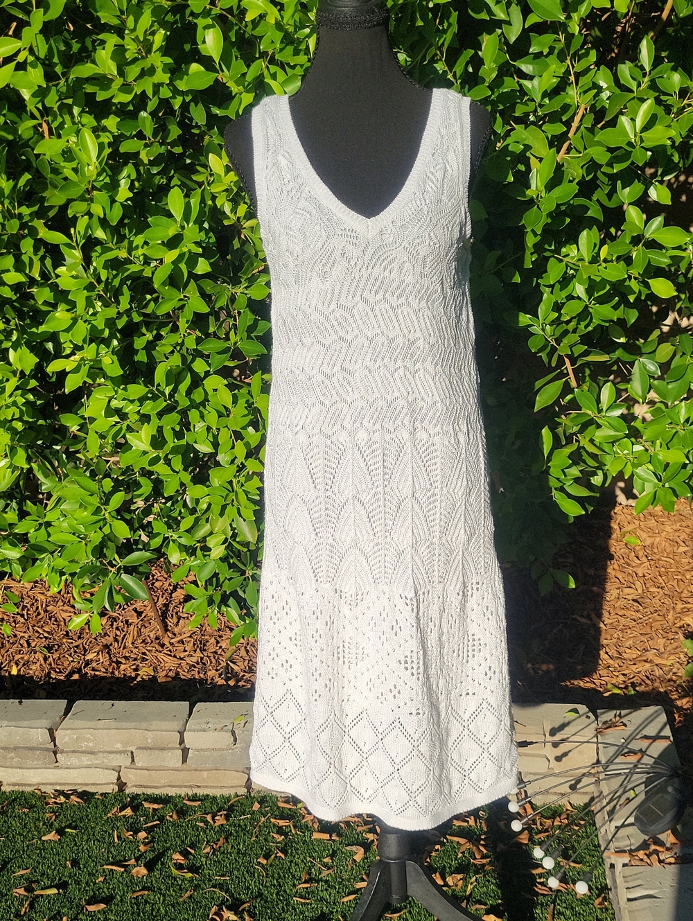 NIC+ZOE White Sleeveless V-Neck Crochet Knit Dress M